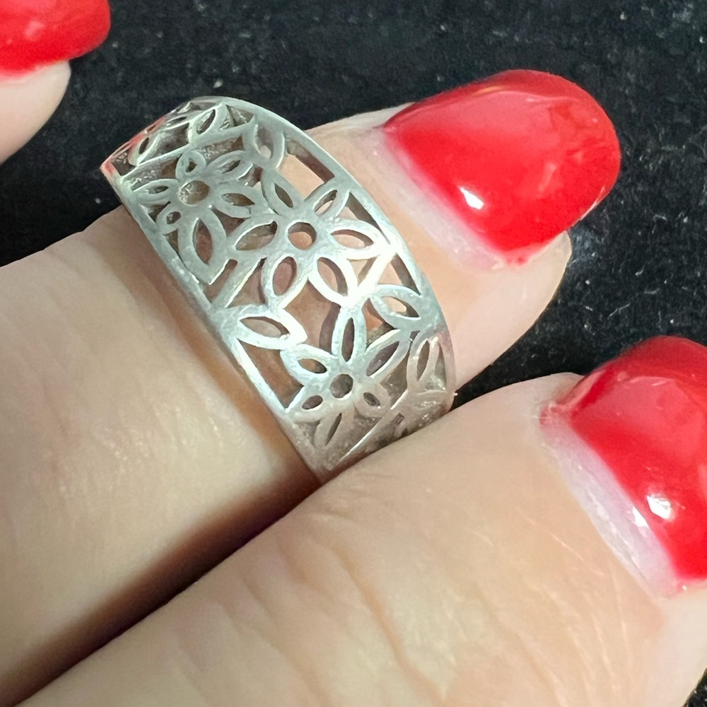 925 STERLING SILVER Floral Cutout Wide Band Ring - - Picture 5 of 6